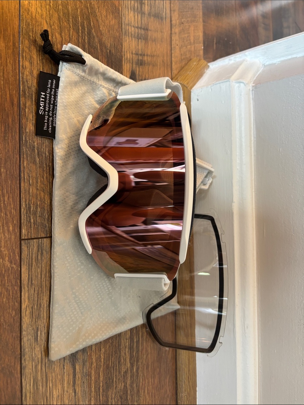 SMITH squad s White Frame Goggles with Rose-Tinted Mirrored Lens